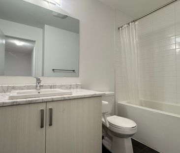 For Lease - 120 Knott End Crescent, Newmarket, Ontario - Photo 5