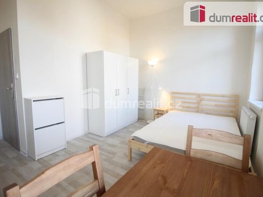 Pronájem bytu 1+kk 22 m2 - Photo 1
