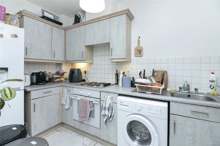 Newington Causeway, London, SE1 6DX - Photo 3