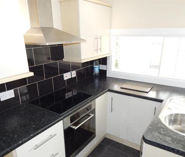 Dovecote Road, Bromsgrove - Photo 6