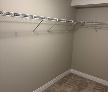 For Lease - 25 Paddington Grove Unit# Lower Unit, Barrie, Ontario - Photo 4