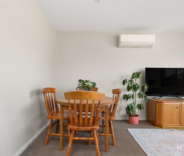 12/16 Berrigan Crescent, O'Connor ACT 2602 - Apartment For Rent | D... - Photo 3