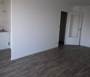 Location appartement t1 31 m² à Nantes (44200) Ile de Nantes-Beauli... - Photo 2