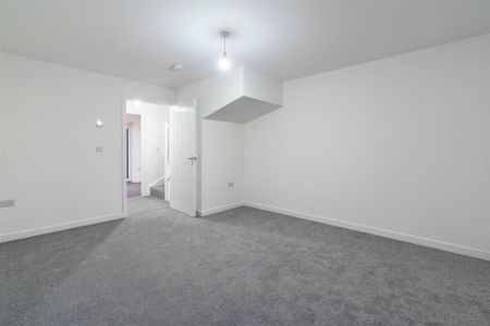 3 bed terraced house to rent in Mandevilla Way, Newcastle Upon Tyne, NE13 - Photo 5