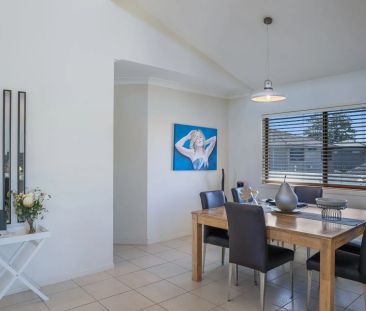 Charming Riverside Home - Photo 6