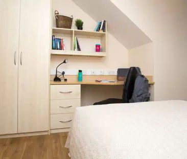 Gold 5 Bed Ensuite - Photo 4