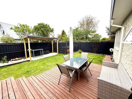 Redwood, 4 bedrooms - Photo 3