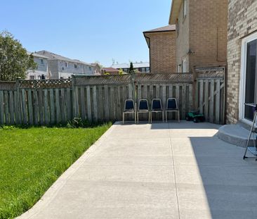 For Lease - 19 Muskoka Street, Brampton, Ontario - Photo 3