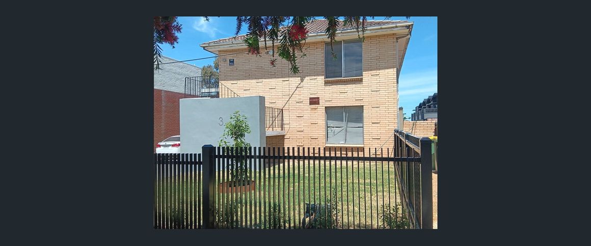 EASY LIVING IN RELAXED SUBURB - Photo 1