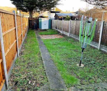 2 bedroom maisonette to rent - Photo 5