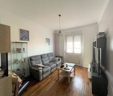 Location Appartement 5 pièces 74m² - Photo 6