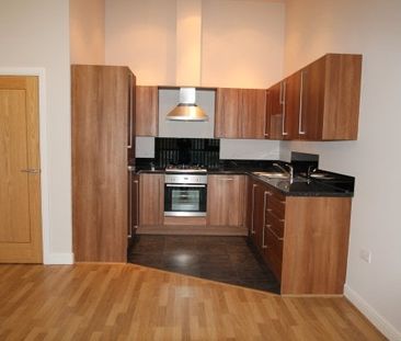 Ocean Crescent, Plymouth, PL1 - Photo 2