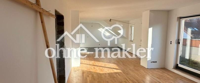 Erstbezug nach Sanierung: Traumhafte 3-Zimmer-Dachgeschosswohnung mit Balkon und Fernblick - Foto 1