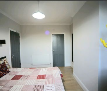 Kent Road, Gravesend DA11 - Photo 1