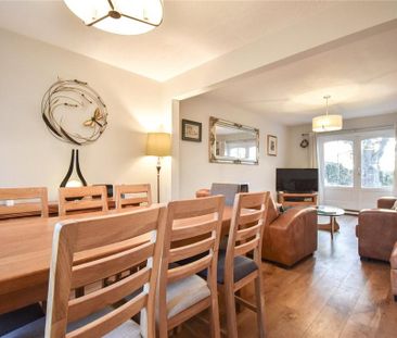 4 bedroom detached house to rent - Photo 2