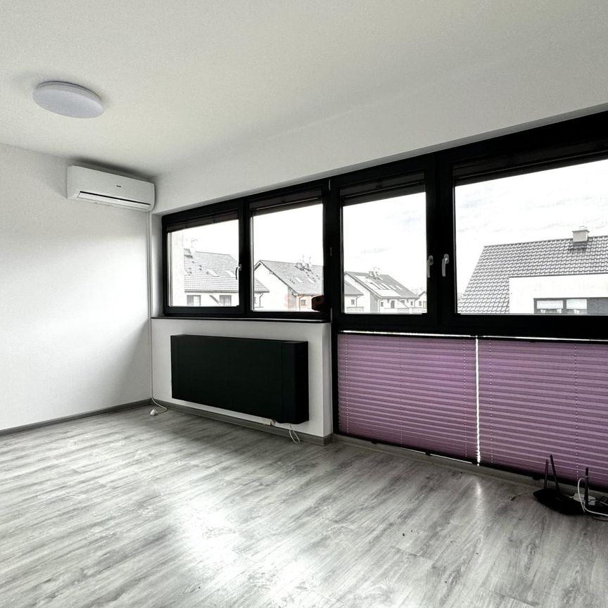 Dom niedaleko Wrocławia / wysoki standard / ogród - Photo 1