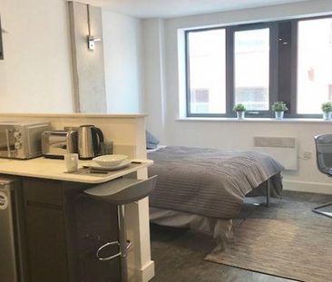 Studio to rent - Photo 3