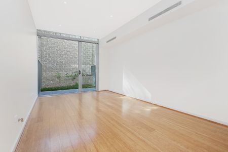 06L/1-5 Centennial Avenue, Lane Cove. - Photo 3