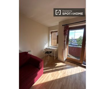 Bed for rent in 2-bedroom apartment in Dublin - Photo 6