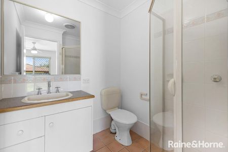 Beautiful Four Bedroom Family Home in River Meadows Estate - Photo 4