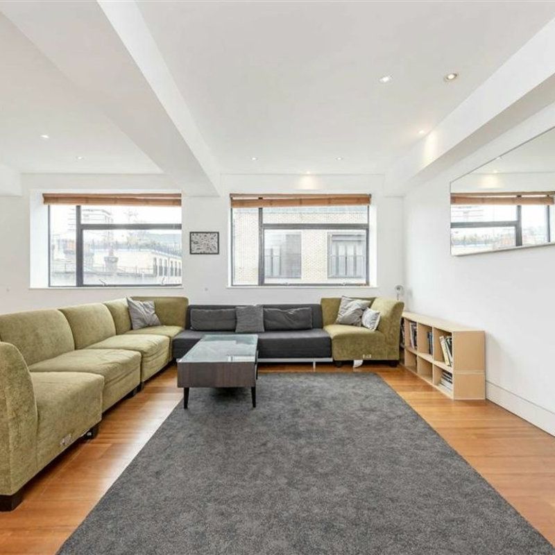 Dean Street - Photo 1