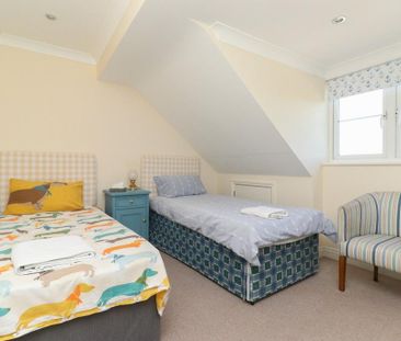 3 bedroom semi-detached house to rent - Photo 5