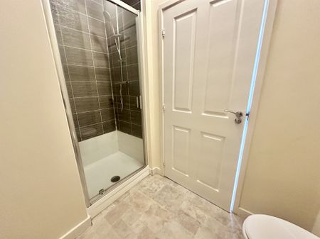 Woodfield Way, Doncaster, Balby - Photo 5