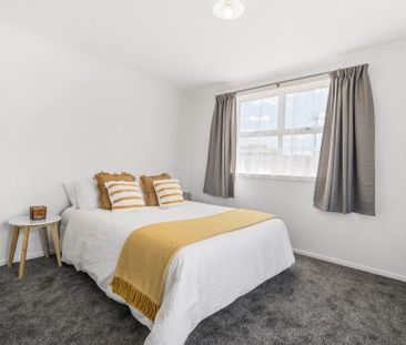 Modern Living with Views in Pukehangi - Photo 3