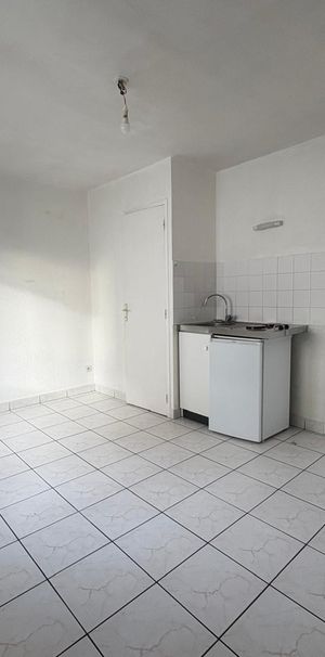 Location Appartement 1 pièce 19m² LA RICHE 37520 - Photo 1