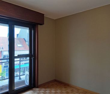 Lichtrijk appartement met terras in de Boelare te Eeklo! - Photo 2