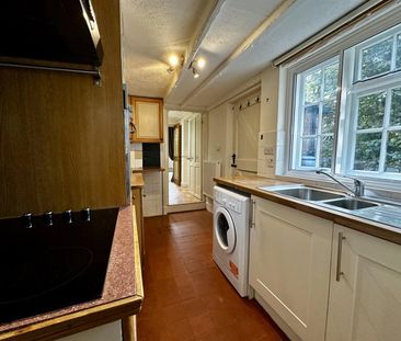 High Street, Avebury, SN8 - Photo 4