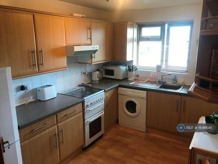 1 bedroom flat to rent - Photo 5