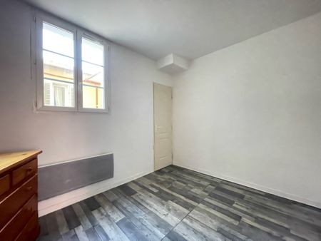 Location Appartement 2 pièces 34m² LE LAVANDOU 83980 - Photo 5