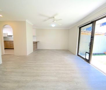 2 BEDROOM DUPLEX IN PARADISE POINT!!! - Photo 1