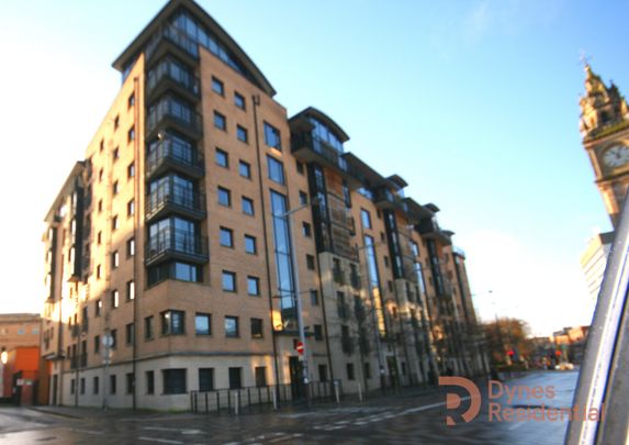 47 Queen's Square, Belfast, BT1 3FF - Photo 1