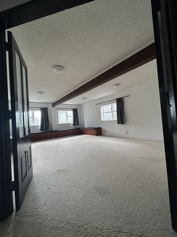 Freshly Renovated Modern 2-Bedroom Unit in Opaheke - Photo 3