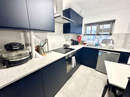 Twyford Abbey Road, London, Hanger Lane, Ealing W5 1EE - Photo 5