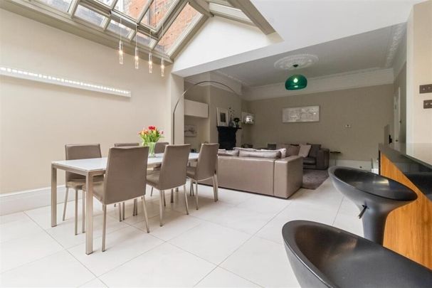 5 Bed Terraced House, Birchington Road, N8 - Photo 1