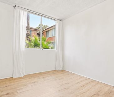 Air-Conditioned Two-Bedroom Unit with Laminate Timber Flooring, Sin... - Photo 5