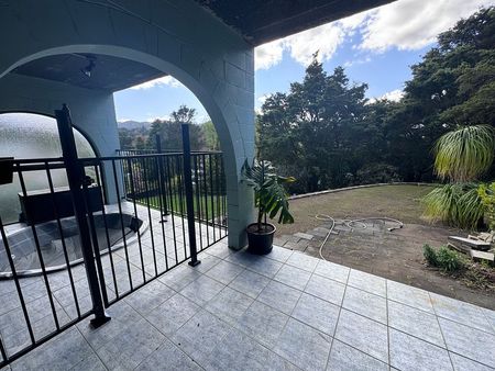Tidy 4 bedroom in quiet cul de sac - Photo 2