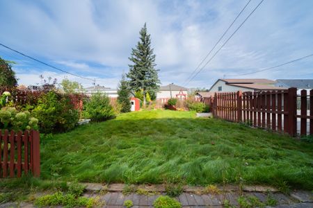 For Lease - 8 Wellington Street, Kawartha Lakes, Ontario - Photo 4