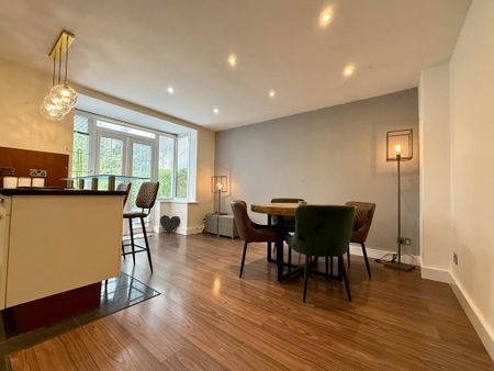 3 bedroom semi-detached house to rent - Photo 2