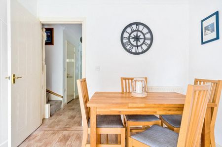 2 bedroom terraced house to rent - Photo 5