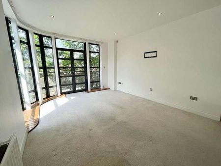 Mayfair Gardens, Bury New Road, Whitefield, M45 - Photo 5