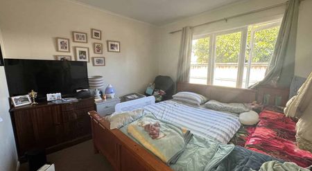 5 BEDROOMS HOME IN ONEHUNGA - Photo 4