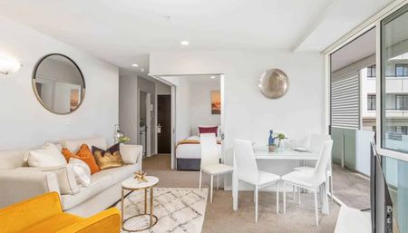 Fully Furnished Two Bedroom Apartment in The Q... - Photo 5