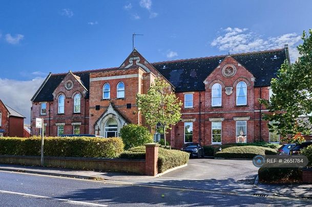 1 bedroom flat to rent - Photo 1