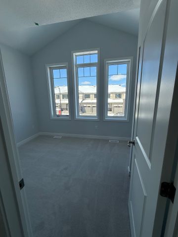 For Lease - 657 Bronze Copper Crescent, Stittsville - Munster - Richmond, Ontario - Photo 3