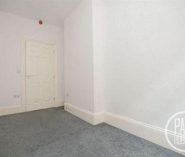 London Road North, Lowestoft, NR32 - Photo 2