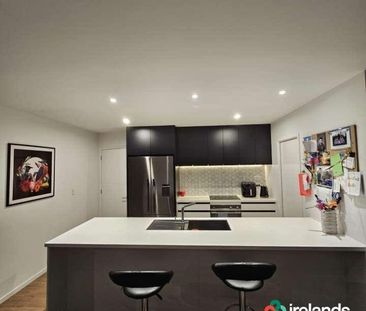 Spacious 4-Bedroom Home in Woodend - Photo 6